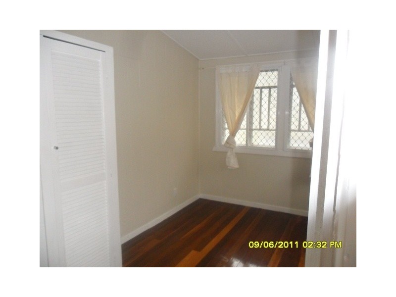 4 Fahy Street, Brassall QLD 4305