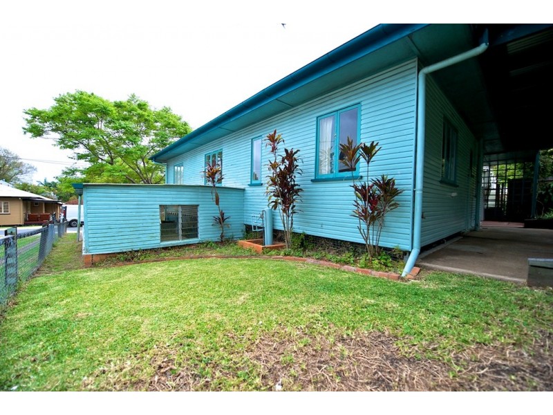 9  GEORGES LANE, Newtown QLD 4305