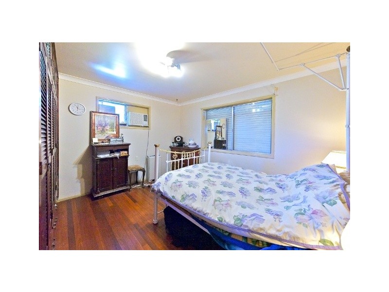 320 Redbank Plains Rd, Bellbird Park QLD 4300