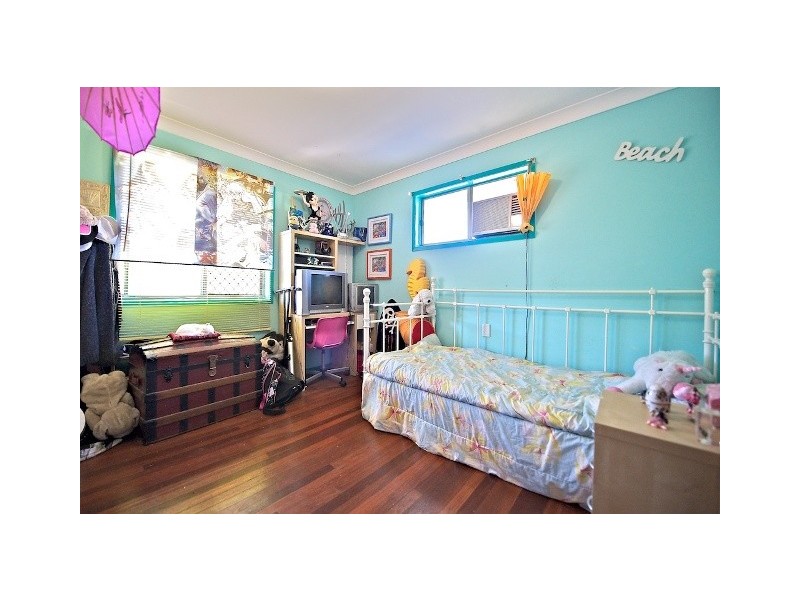 320 Redbank Plains Rd, Bellbird Park QLD 4300