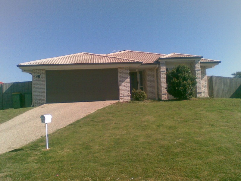 41 SARAH DR, Yamanto QLD 4305