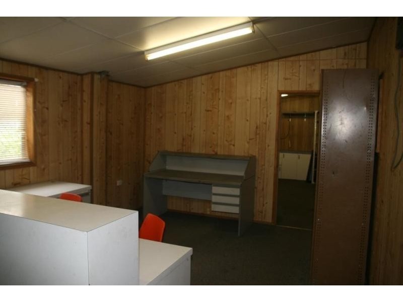 85 Lobb Street, Churchill QLD 4305