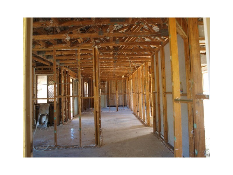 82 David Street, North Booval QLD 4304