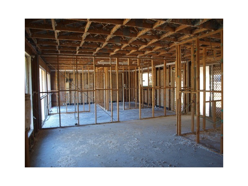 82 David Street, North Booval QLD 4304