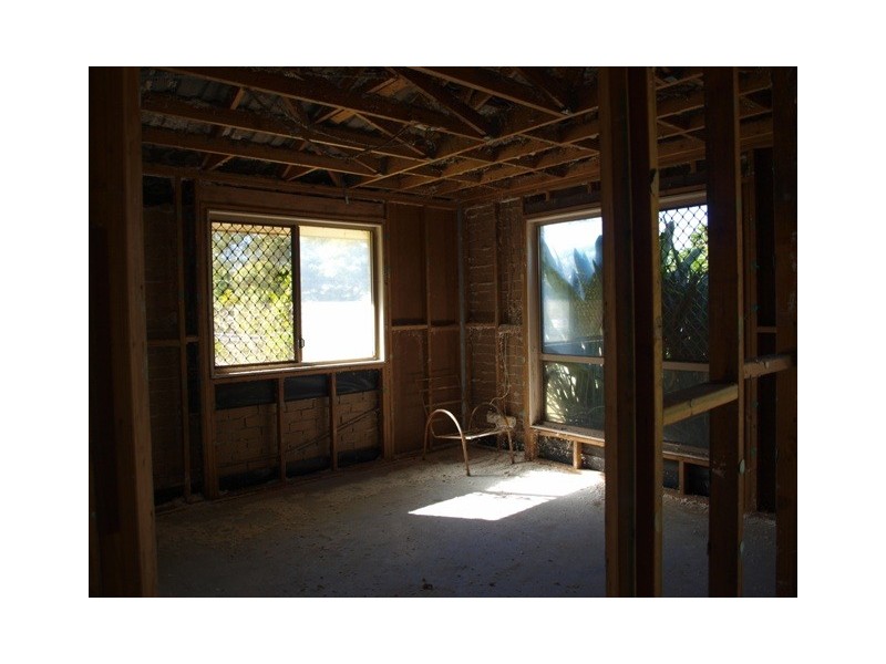 82 David Street, North Booval QLD 4304