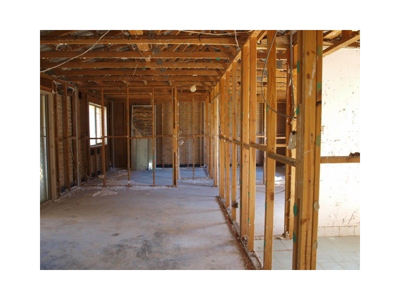 82 David Street, North Booval QLD 4304