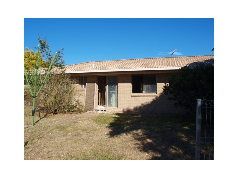 82 David Street, North Booval QLD 4304