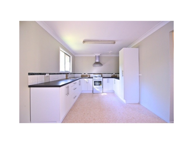 4  Cain Court, Bundamba QLD 4304