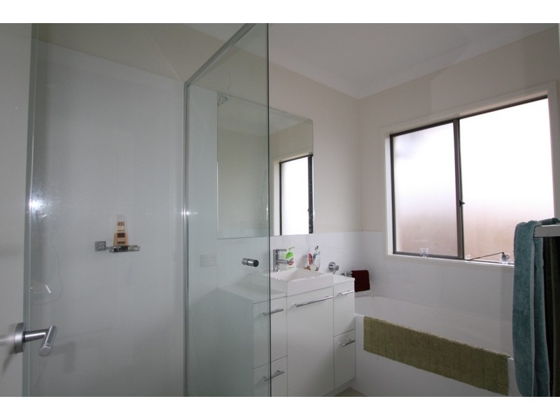 21 Honeywood Dr, Fernvale QLD 4306