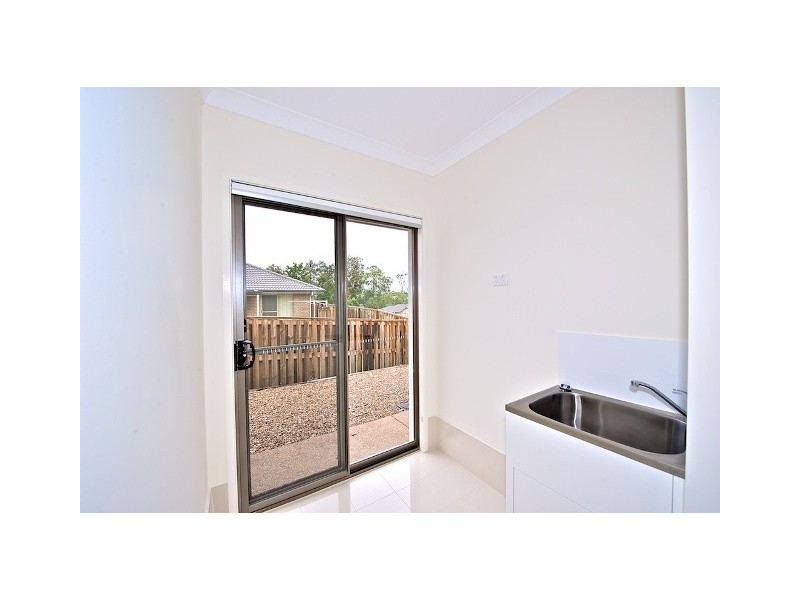 21 Honeywood Dr, Fernvale QLD 4306