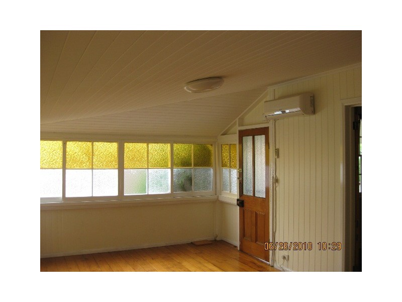 17 Murphy Street, Ipswich QLD 4305