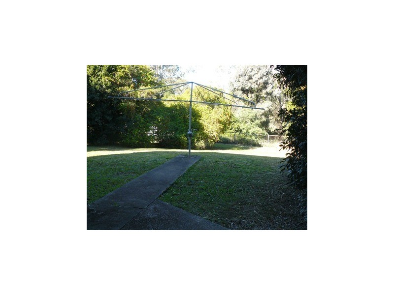 35 Boundary Street, Moores Pocket QLD 4305