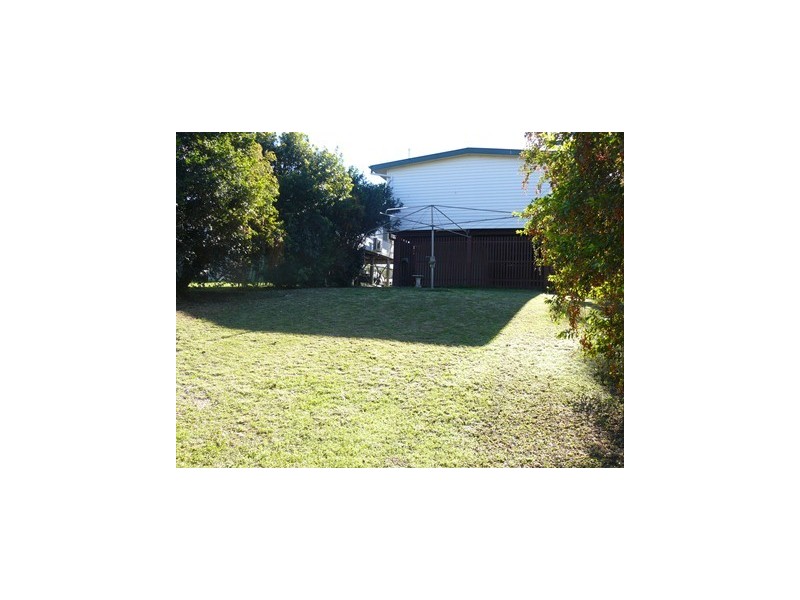 35 Boundary Street, Moores Pocket QLD 4305