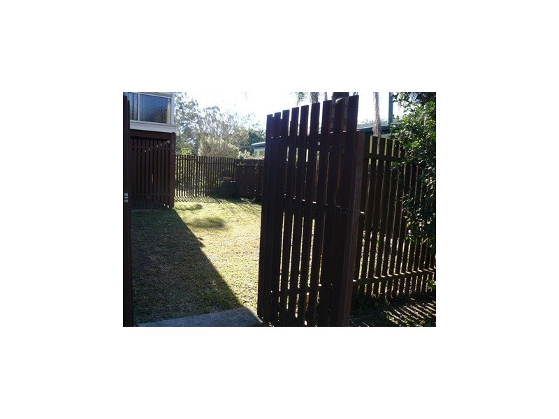 35 Boundary Street, Moores Pocket QLD 4305