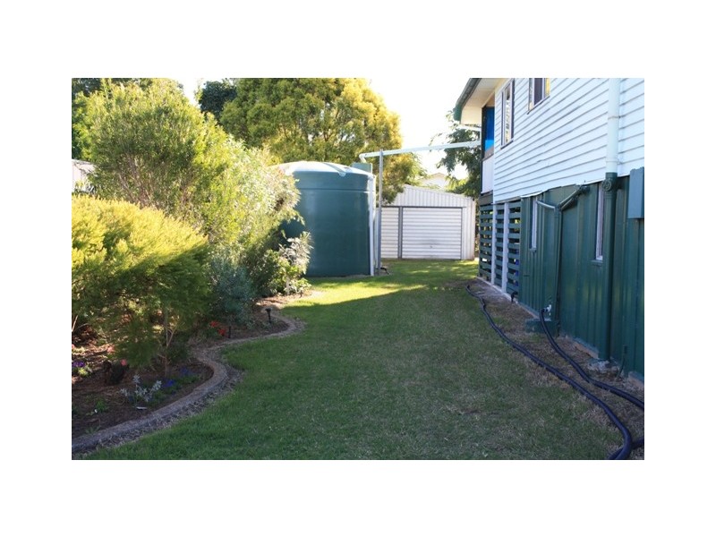 3 James St, Lowood QLD 4311