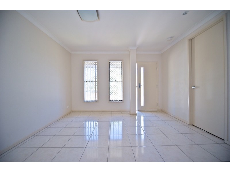 6 Bolingbroke Street, Fernvale QLD 4306