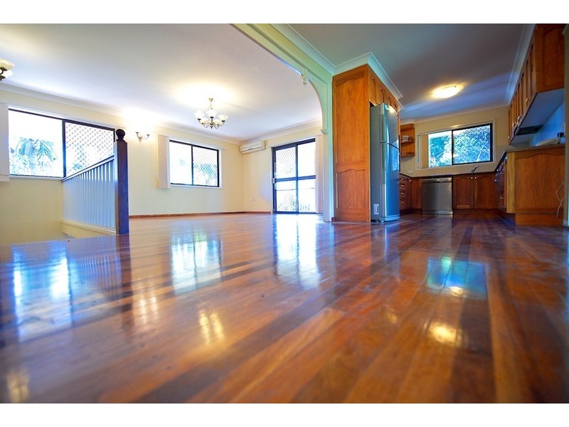 48 Hanlon Street, Bundamba QLD 4304