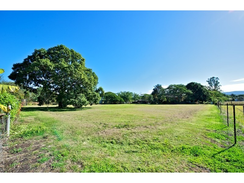 48 Hanlon Street, Bundamba QLD 4304