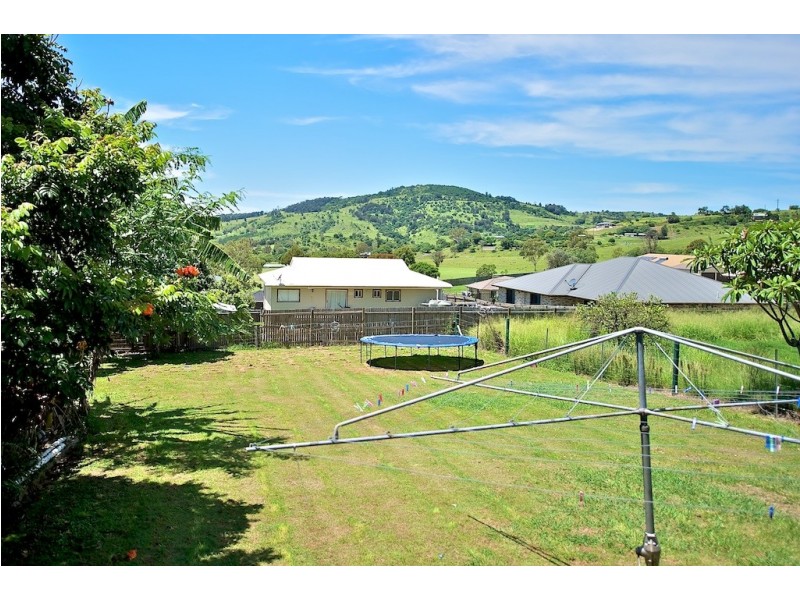 152 Main Street, Lowood QLD 4311