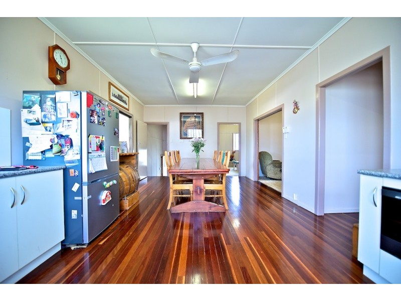 152 Main Street, Lowood QLD 4311