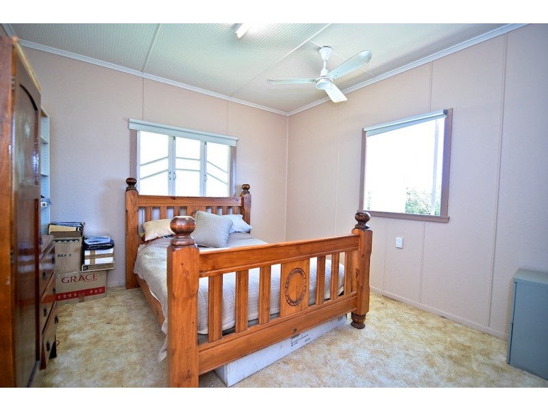 152 Main Street, Lowood QLD 4311