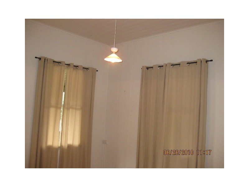 2 Stephenson Street, Sadliers Crossing QLD 4305