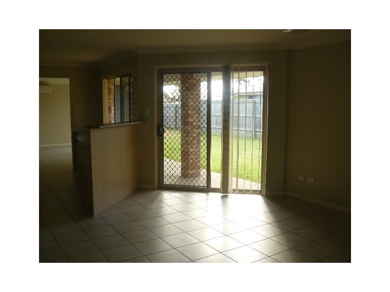 17 Dorsey Chase, Brassall QLD 4305