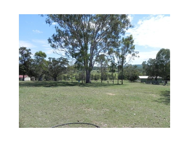 409 Fairneyview Road, Fairney View QLD 4306