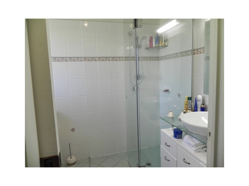 409 Fairneyview Road, Fairney View QLD 4306