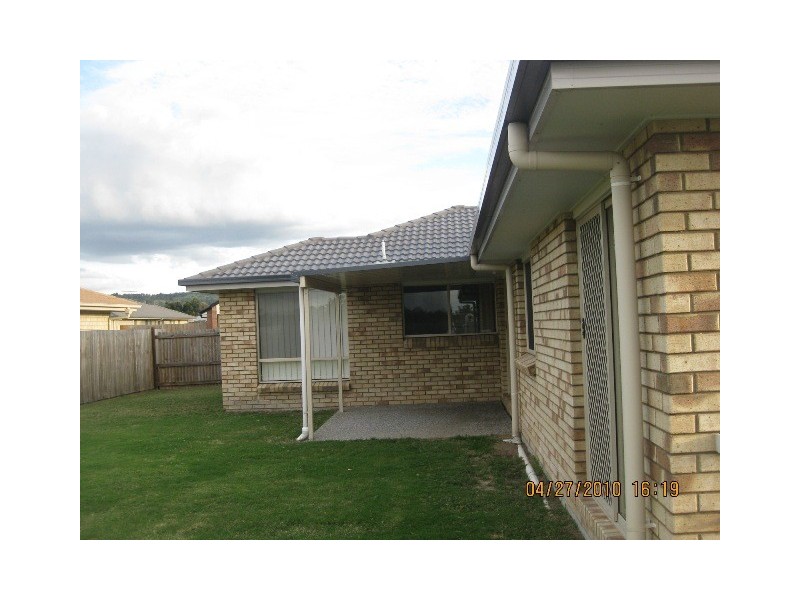 22  Bray Street, Lowood QLD 4311