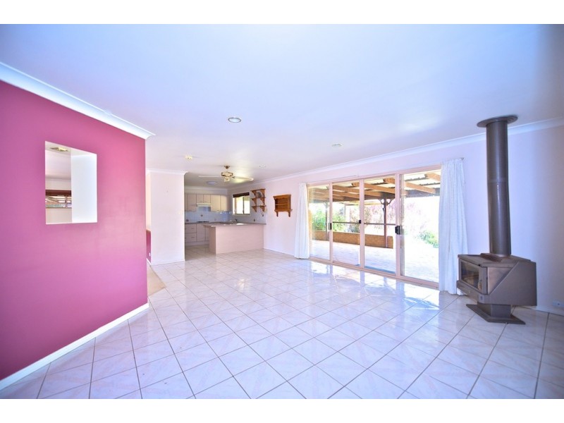 79  Burns St, Fernvale QLD 4306