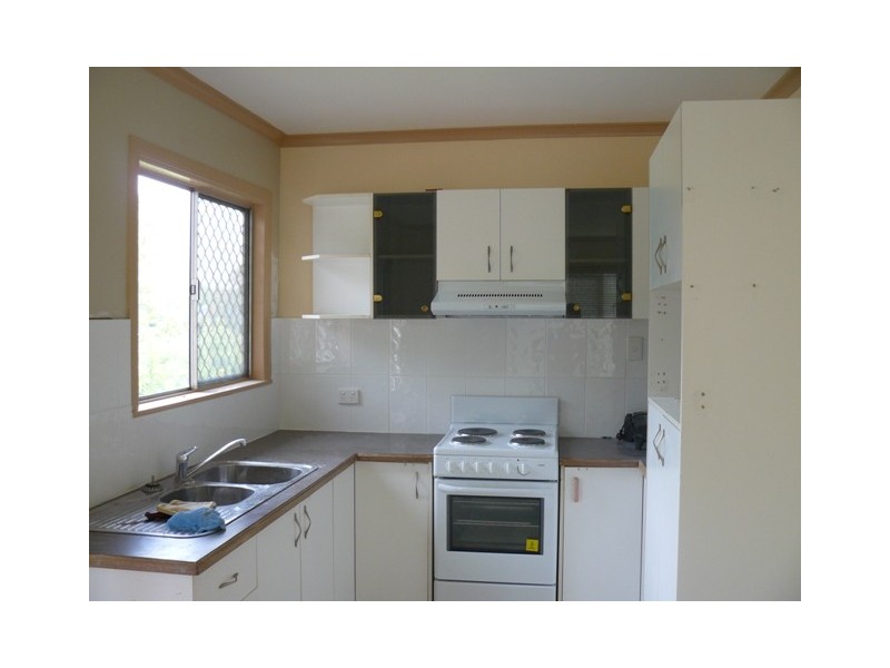 27 Boundary Street, Moores Pocket QLD 4305