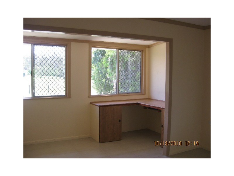 27 Boundary Street, Moores Pocket QLD 4305