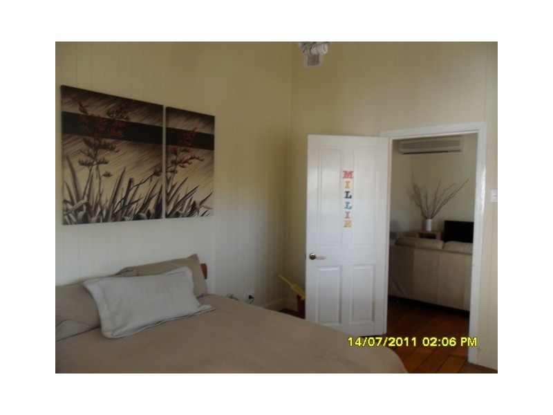 19 Salisbury Road, Ipswich QLD 4305