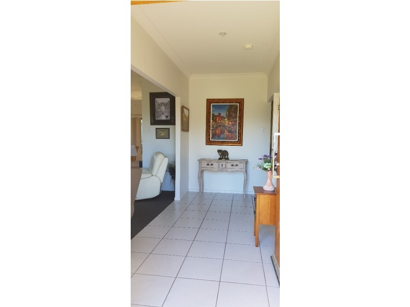 4 Brentwood Court, Fernvale QLD 4306