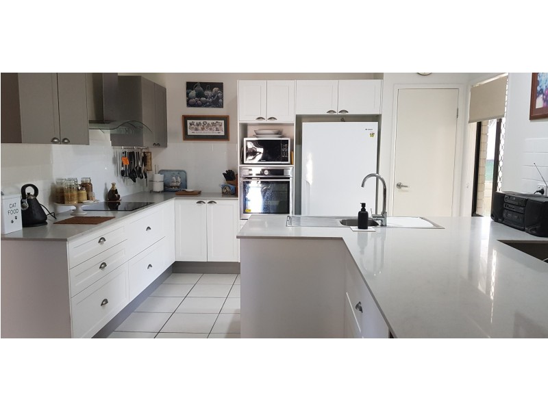 4 Brentwood Court, Fernvale QLD 4306