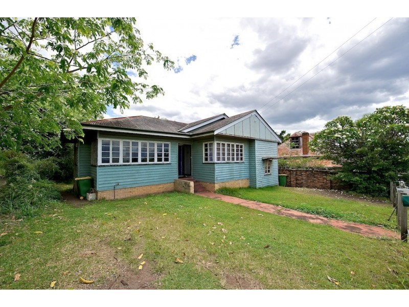 1/5 Burnett Street, West Ipswich QLD 4305