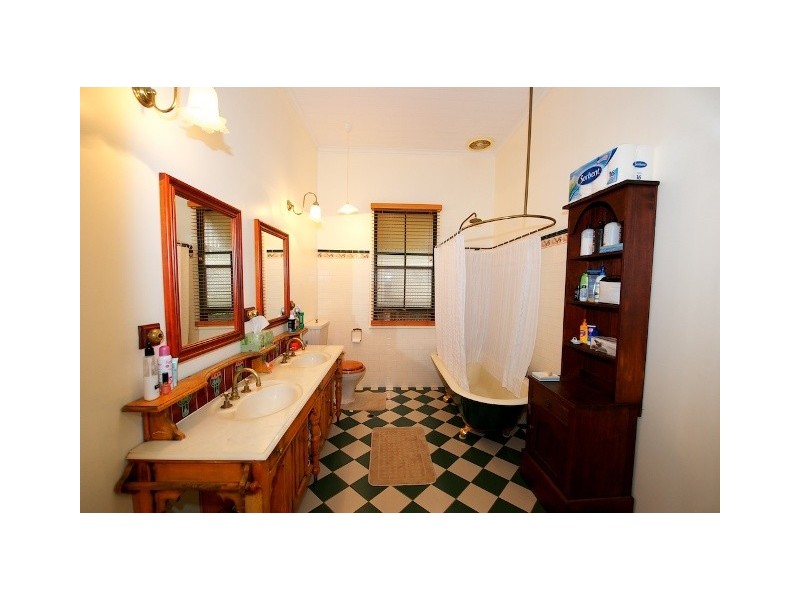 21 Burnett Street, Sadliers Crossing QLD 4305