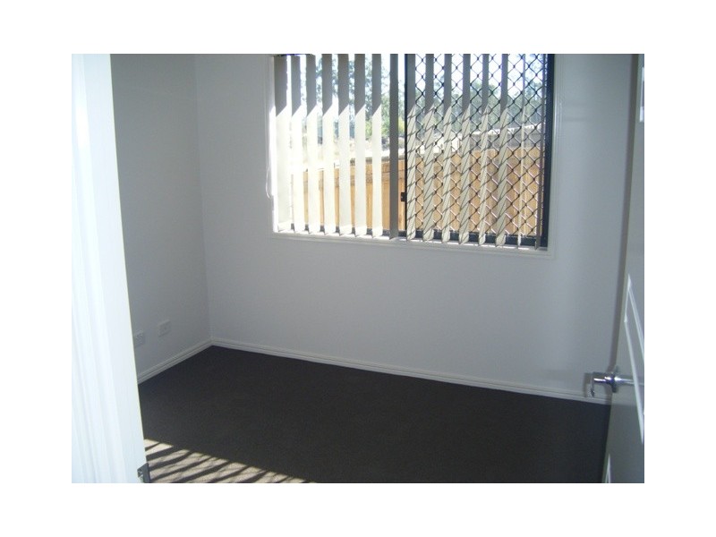 12 Benjamin Court, Yamanto QLD 4305