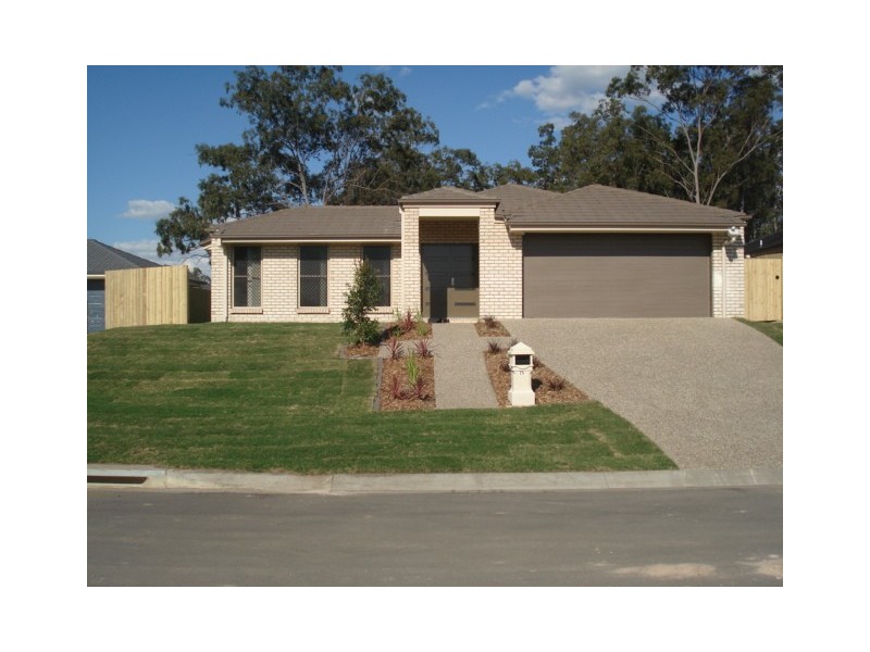 25  Benjamin Court, Yamanto QLD 4305
