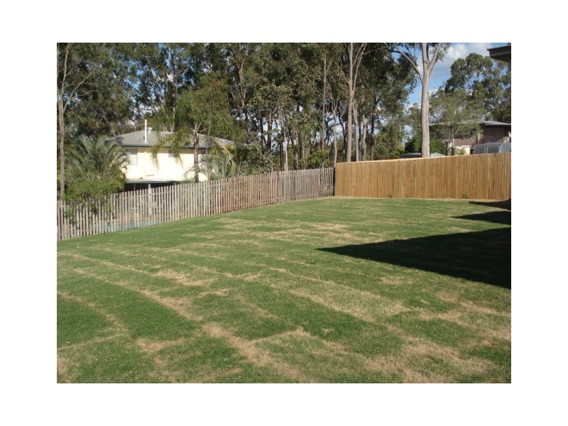 25  Benjamin Court, Yamanto QLD 4305