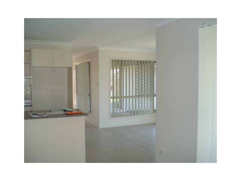 25  Benjamin Court, Yamanto QLD 4305