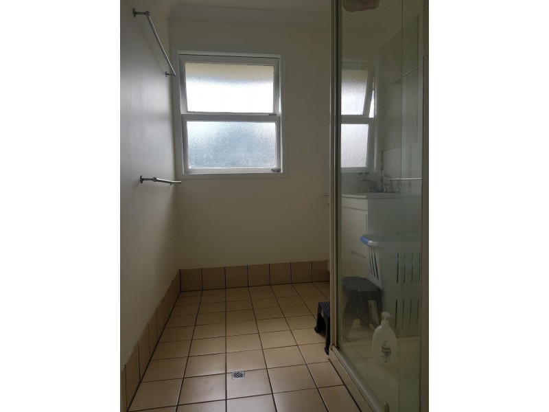 27 Flinders Street, Leichhardt QLD 4305