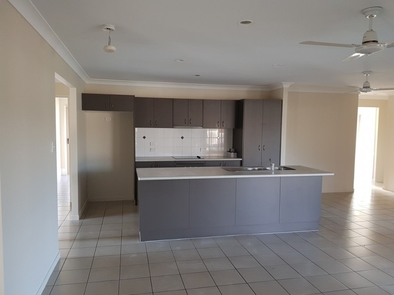 31 Eric Drive, Blackstone QLD 4304
