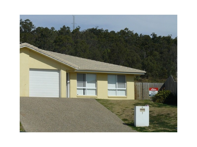 2/7 Coombe Close, Redbank Plains QLD 4301