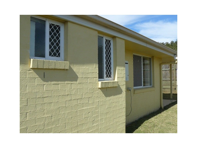 2/7 Coombe Close, Redbank Plains QLD 4301