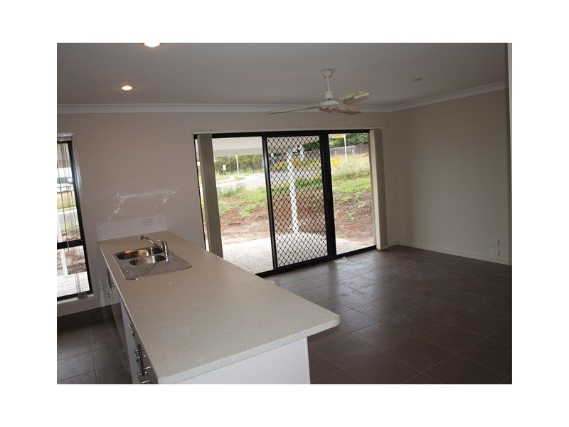 4 Rule Drive, Bundamba QLD 4304
