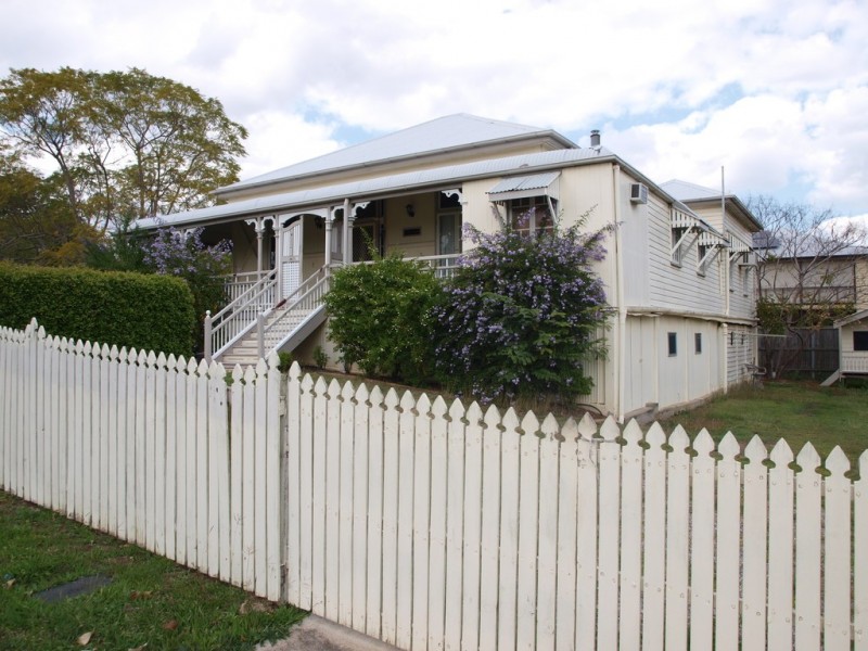 43 Salisbury Road, Ipswich QLD 4305