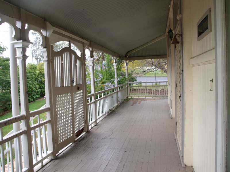 43 Salisbury Road, Ipswich QLD 4305