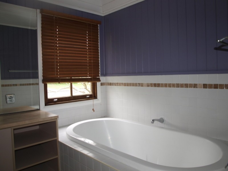 43 Salisbury Road, Ipswich QLD 4305